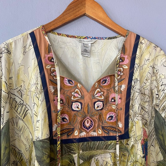 John Mark Jungle Themed Embroidered Poncho Blouse Size S/M - Picture 2 of 8